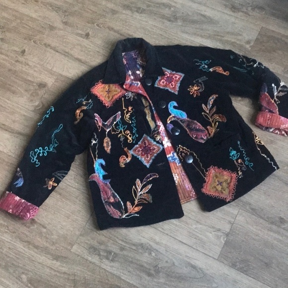 Vintage Quilt jacket | Velvet w/embroidery and patches. Reversible to quilt. S/M - Picture 1 of 6